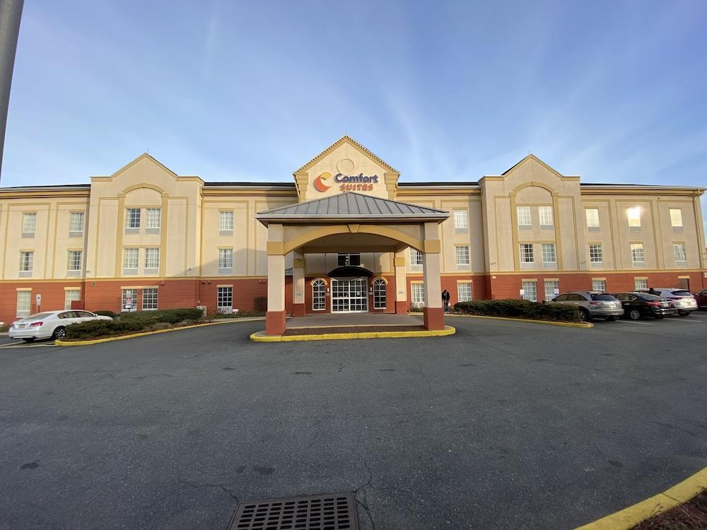 Comfort Suites Newark - Harrison מראה חיצוני תמונה