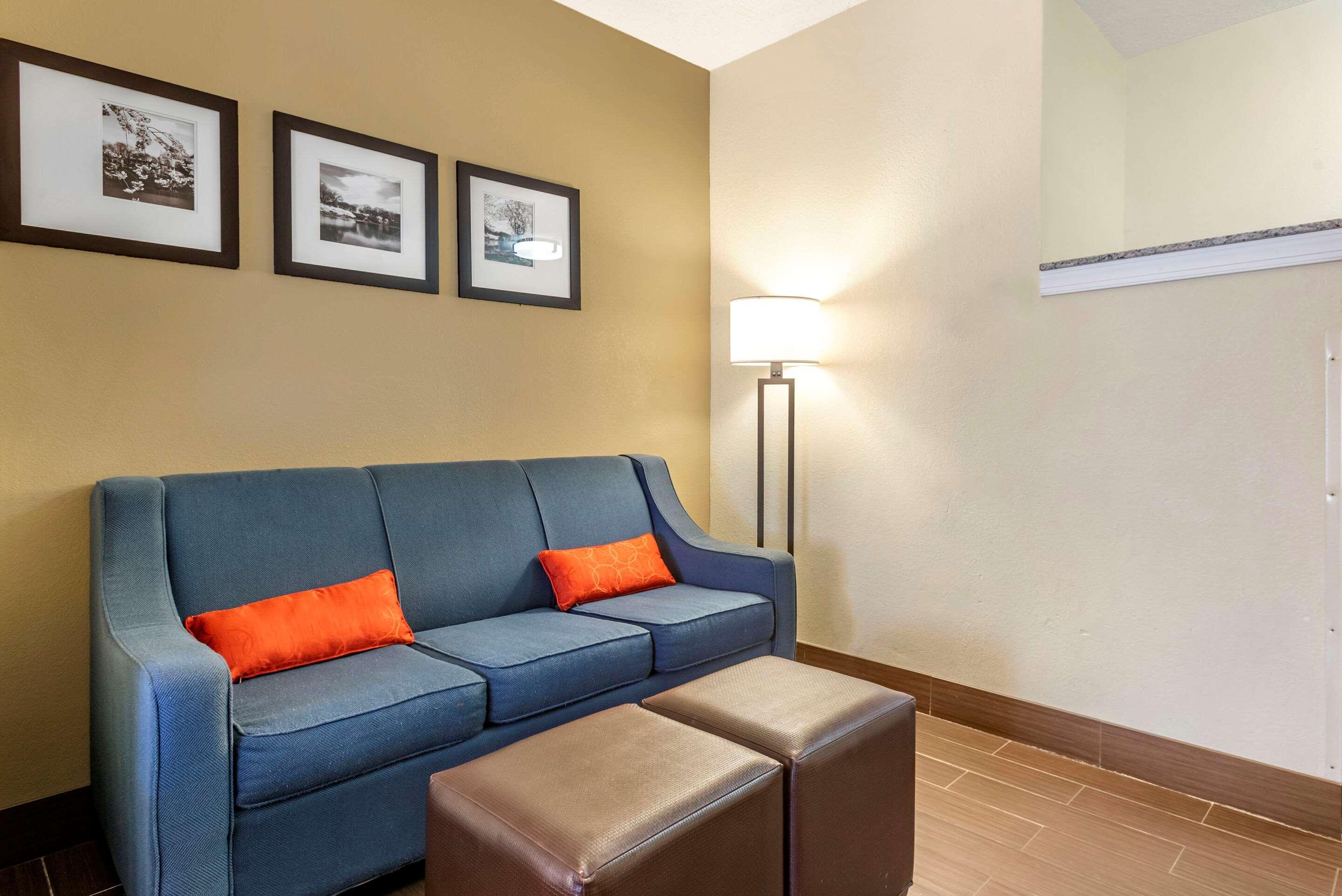 Comfort Suites Newark - Harrison מראה חיצוני תמונה