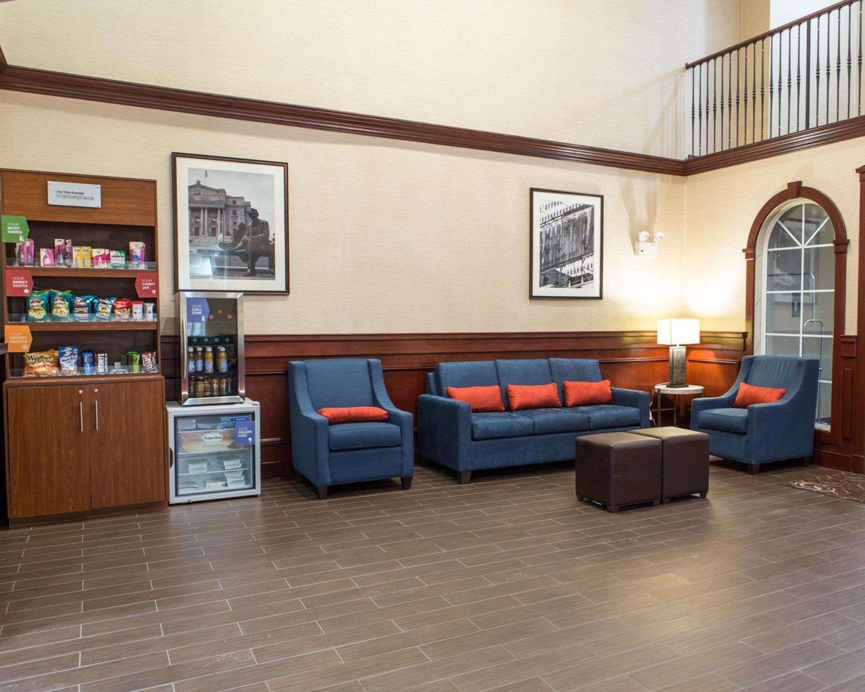 Comfort Suites Newark - Harrison מראה חיצוני תמונה