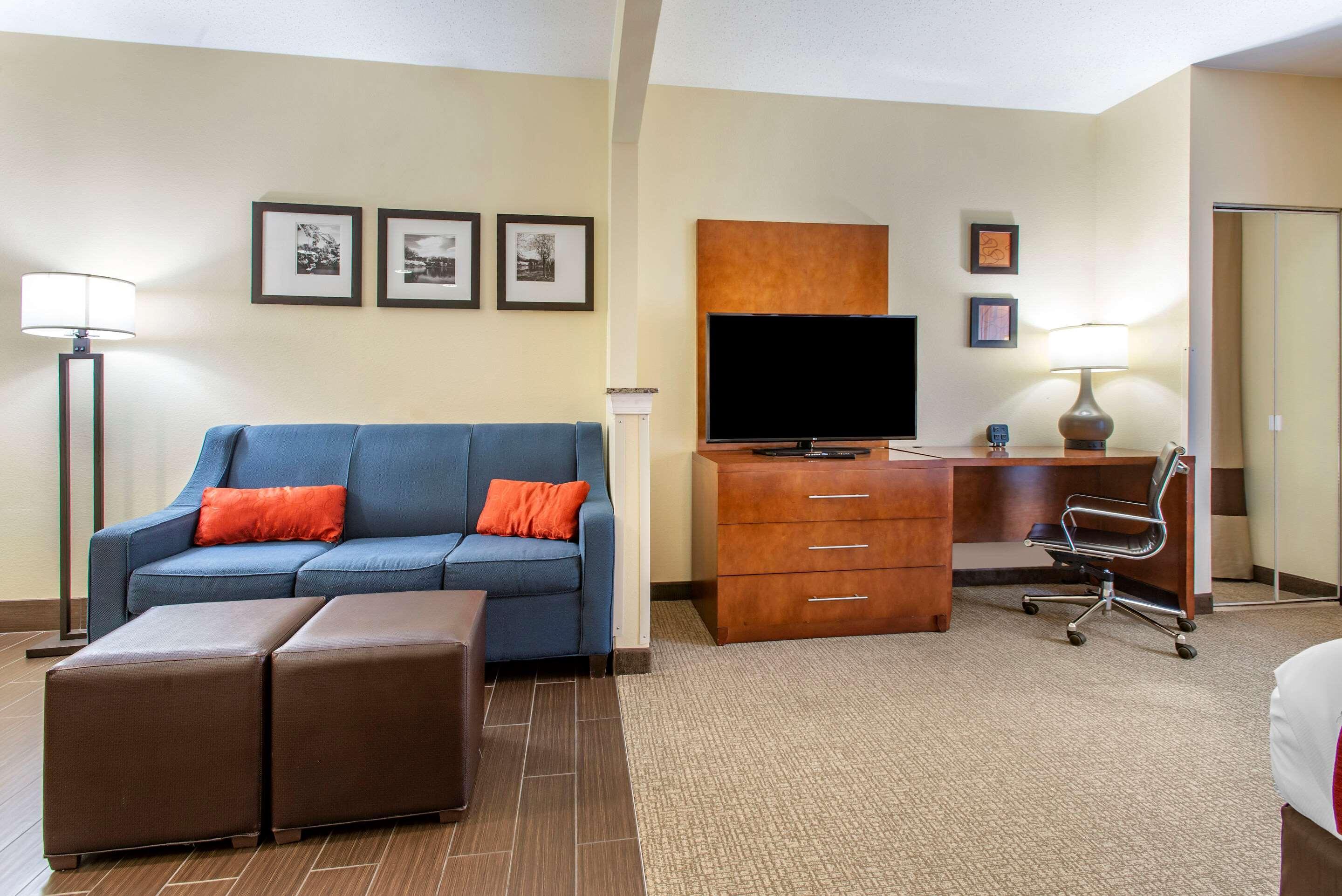 Comfort Suites Newark - Harrison מראה חיצוני תמונה