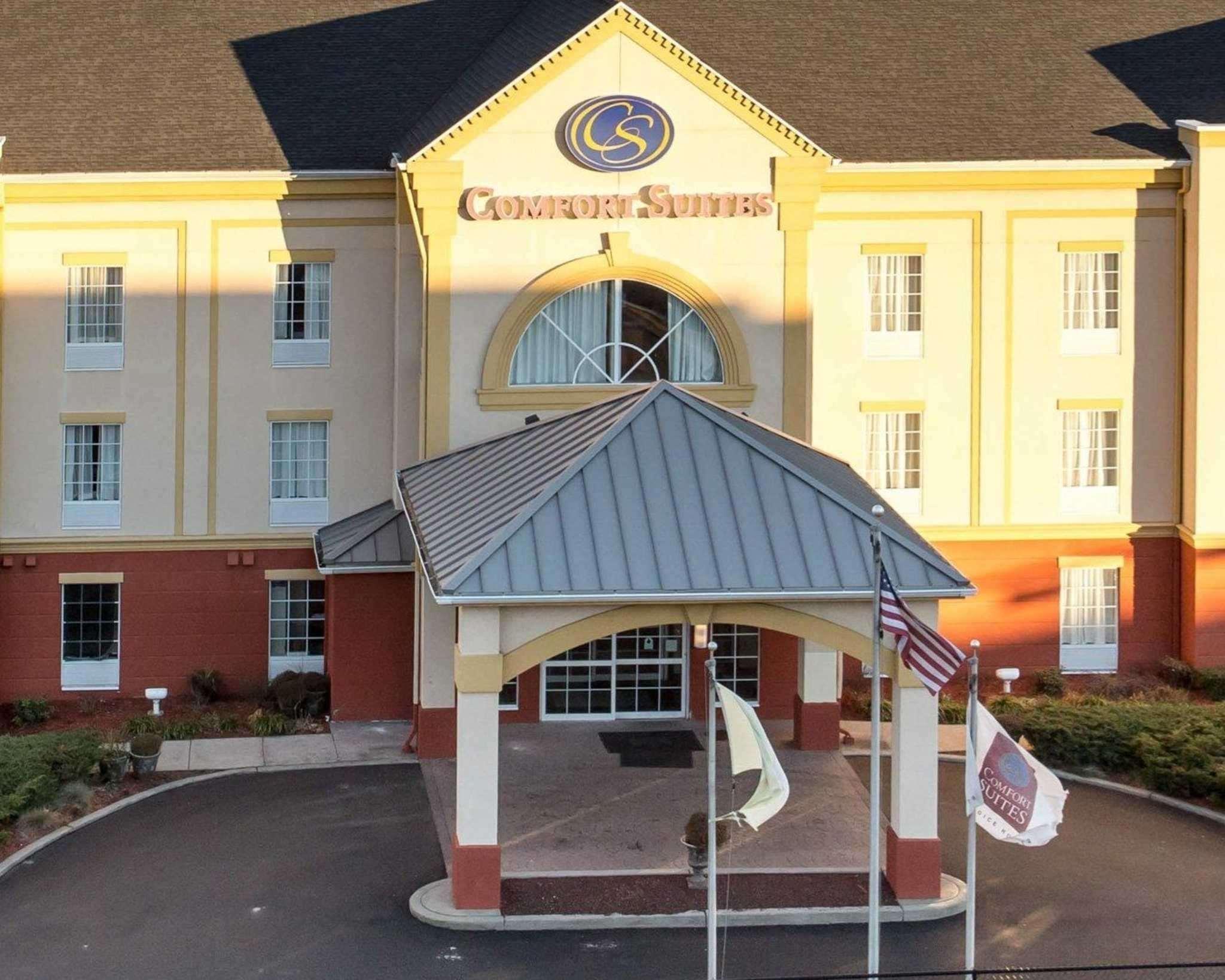 Comfort Suites Newark - Harrison מראה חיצוני תמונה