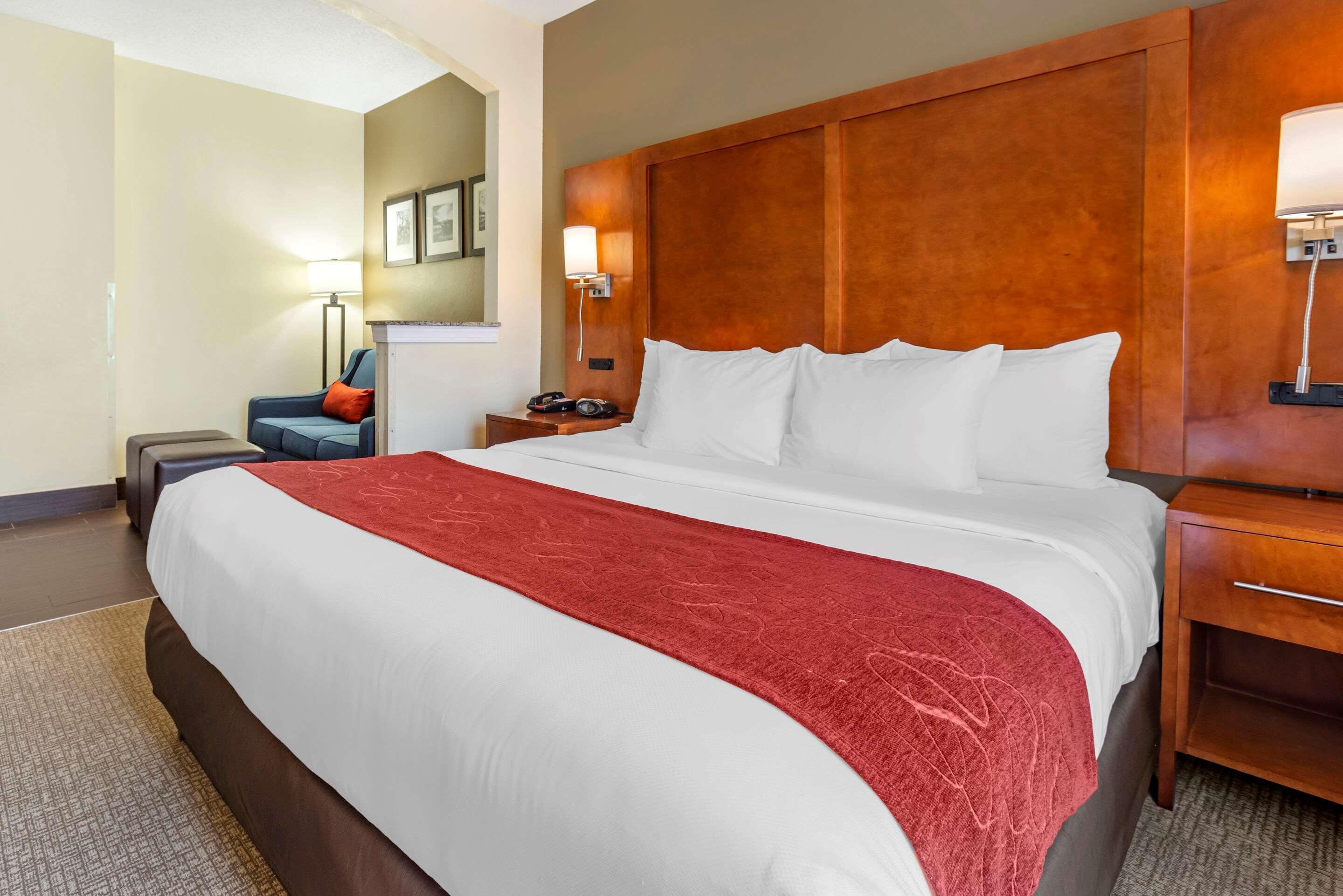 Comfort Suites Newark - Harrison מראה חיצוני תמונה