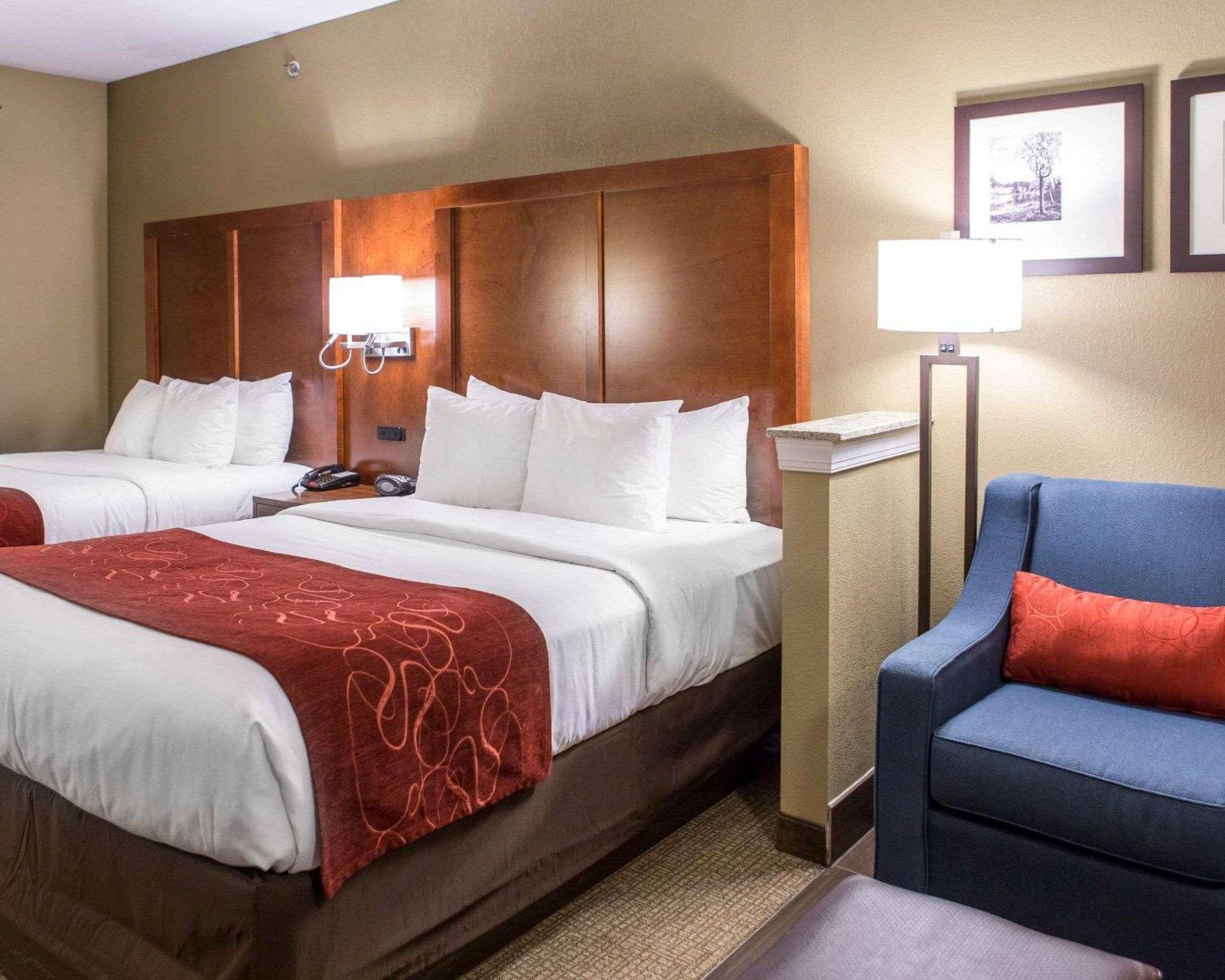 Comfort Suites Newark - Harrison מראה חיצוני תמונה