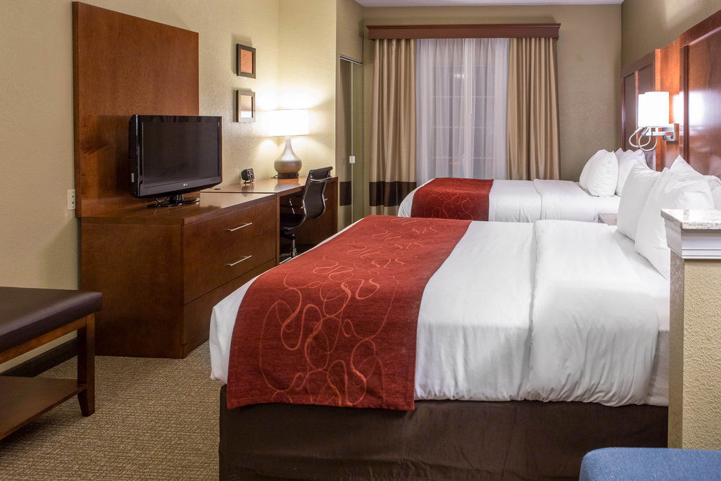 Comfort Suites Newark - Harrison מראה חיצוני תמונה