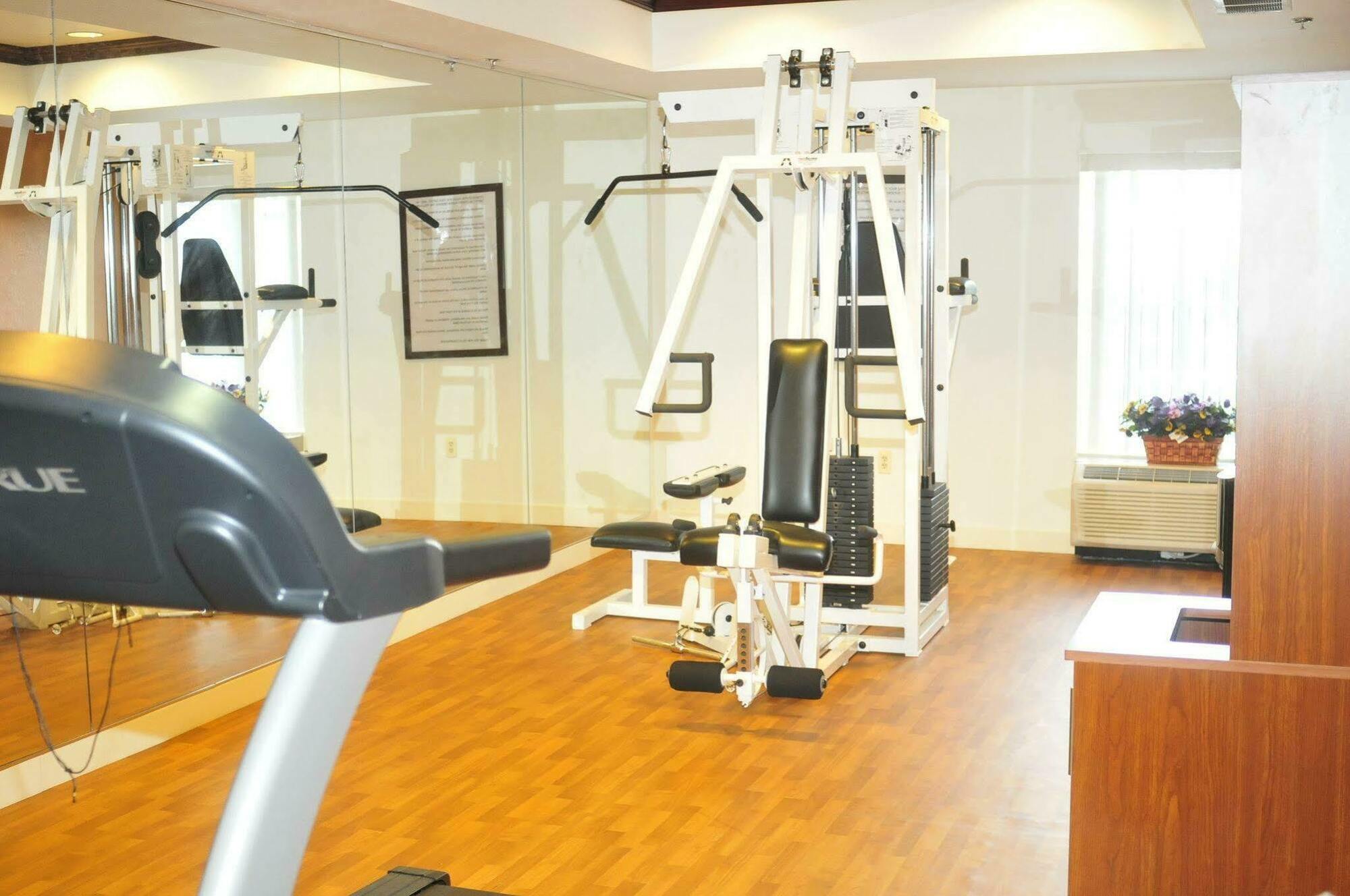 Comfort Suites Newark - Harrison מראה חיצוני תמונה